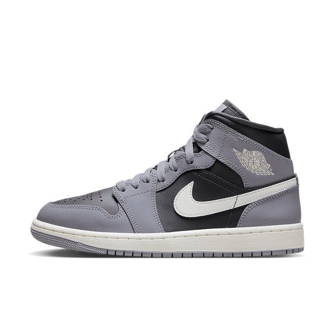 Air Jordan 1 Mid WMNS 'Cement Grey'