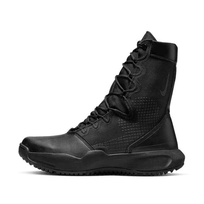 Nike SFB B1 'Triple Black'