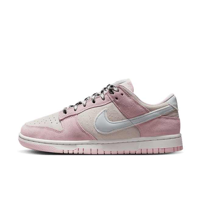 Nike Dunk Low LX WMNS 'Pink Foam'