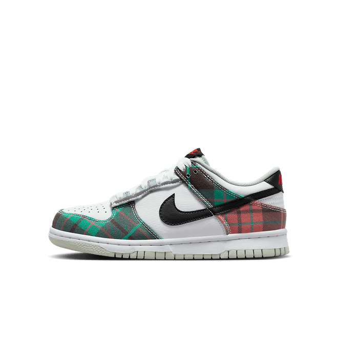 Nike Dunk Low SE GS 'Tartan Plaid'