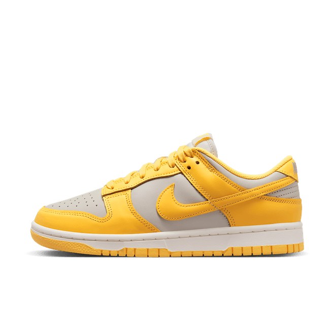 Nike Dunk Low WMNS 'Citron Pulse'