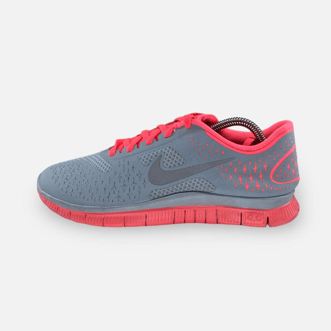 Nike Wmns Free 4.0 V2 'Grey Hot Punch'