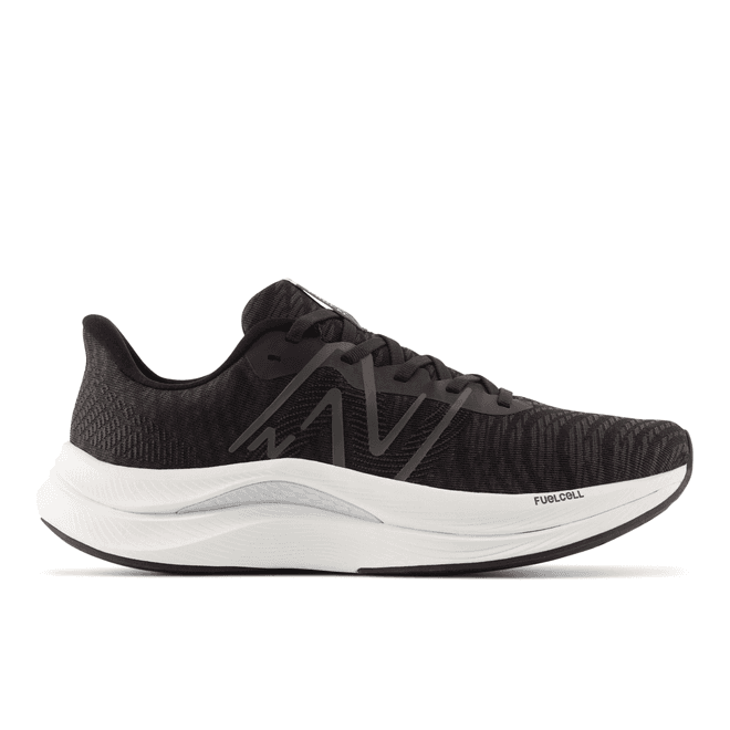 New Balance FuelCell Propel v4