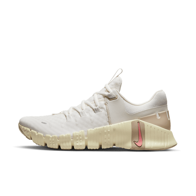 Nike Wmns Free Metcon 5 'Sail Sanddrift'