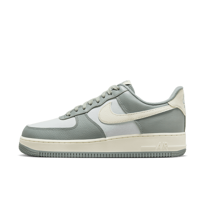 Nike Air Force 1 Low '07 LX 'Mica Green'