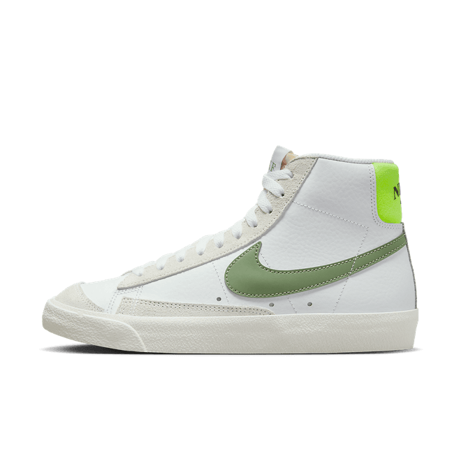 Nike Blazer Mid '77 WMNS 'Green Volt'