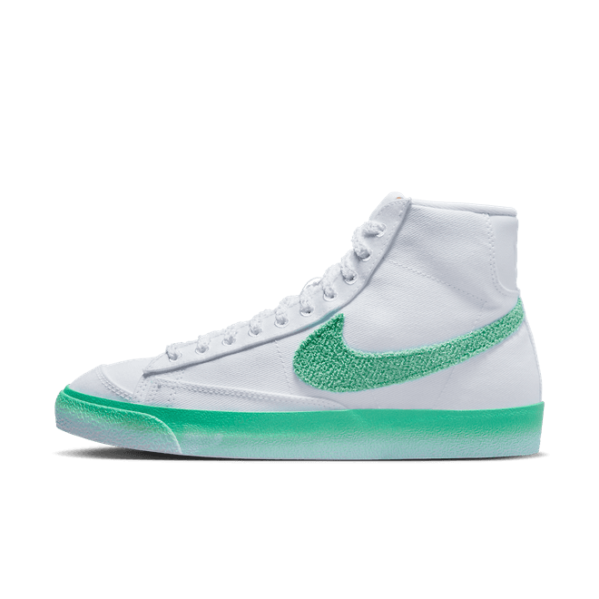 Nike Blazer Mid '77 WMNS 'Barely Green' - Chenille Swoosh Pack