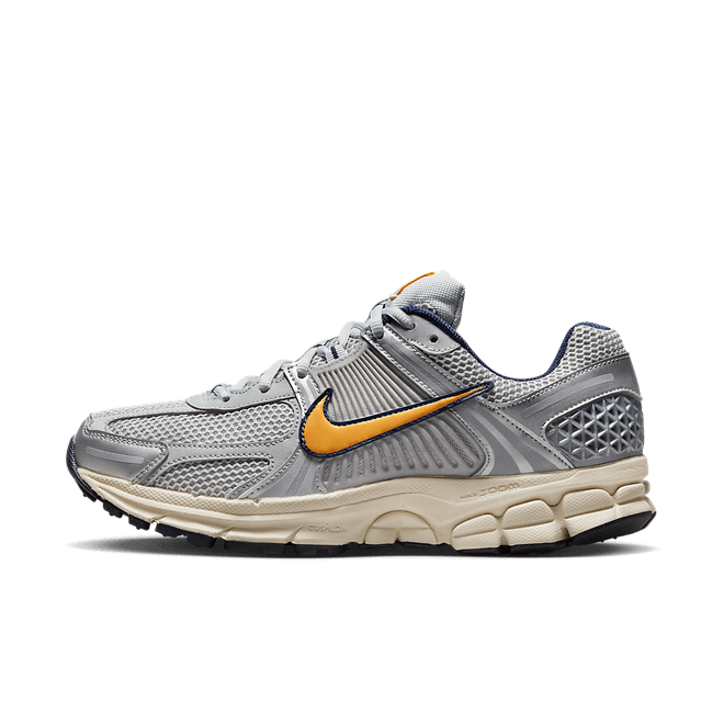 Nike Air Zoom Vomero 5 'Platinum Laser Orange'