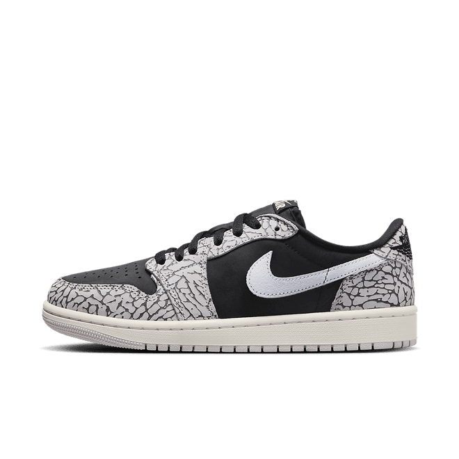 Air Jordan 1 Retro Low OG WMNS 'Black Cement'