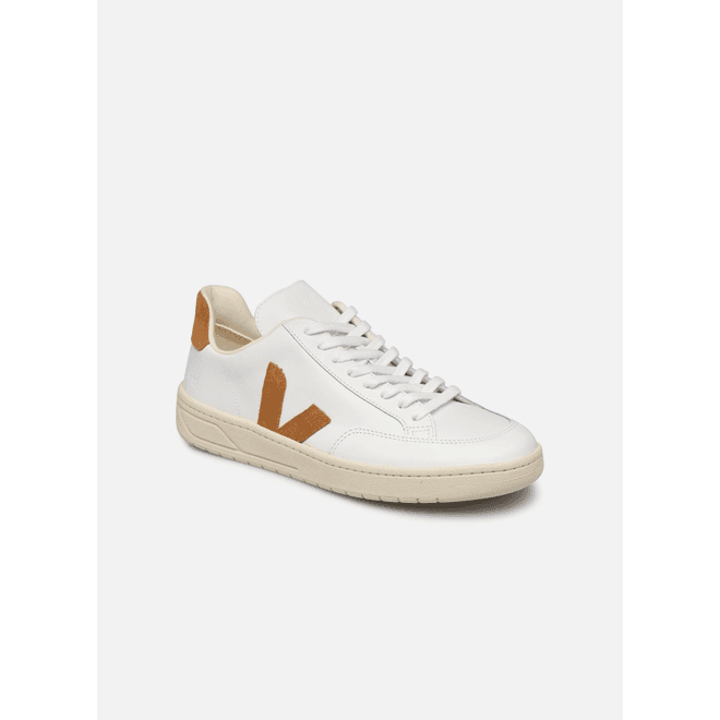 VEJA V-12 Leather