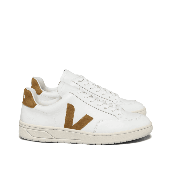 Veja WMNS V-12 Leather 