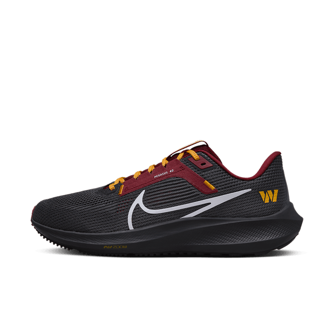 Nike Pegasus 40 (NFL Washington Commanders) Road