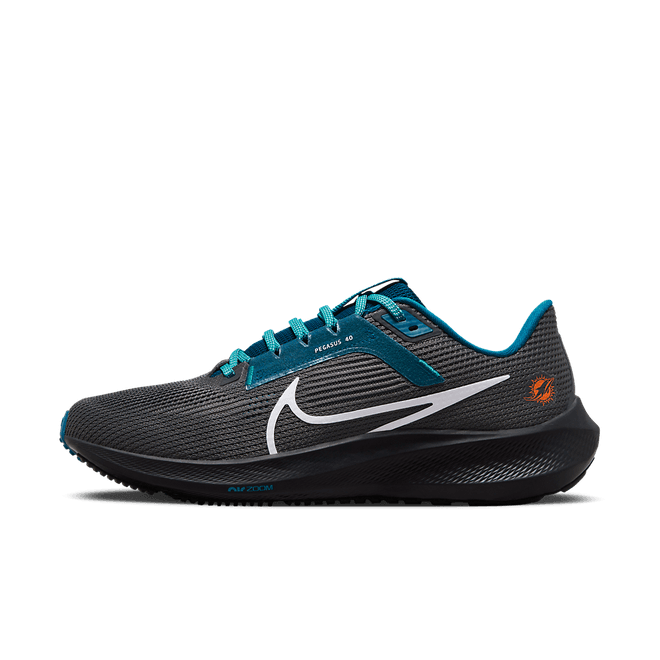 Nike Pegasus 40 (NFL Miami Dolphins) Road