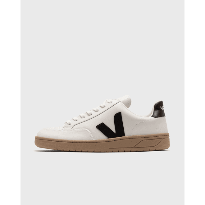 Veja V-12 LEATHER 