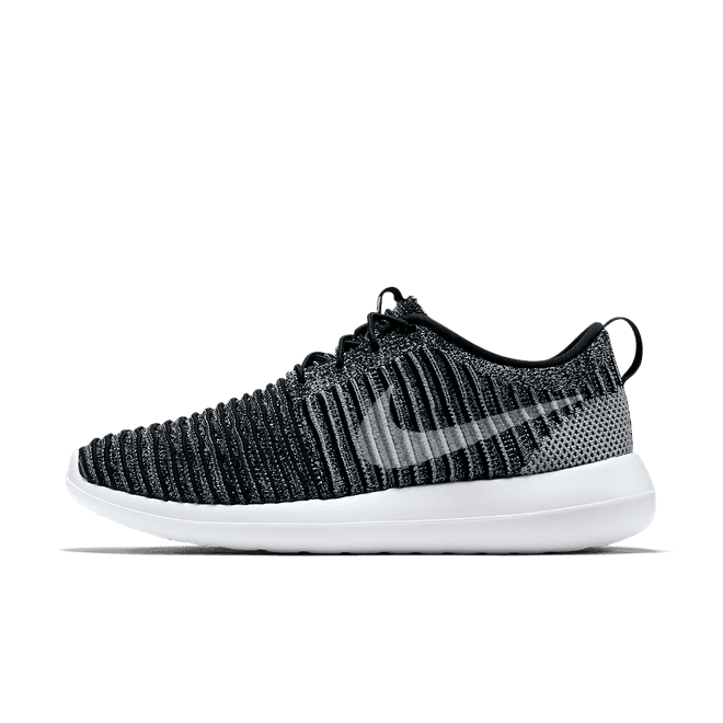 Nike Roshe Two Flyknit Oreo