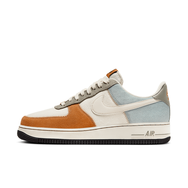 Nike Air Force 1 '07 LV8