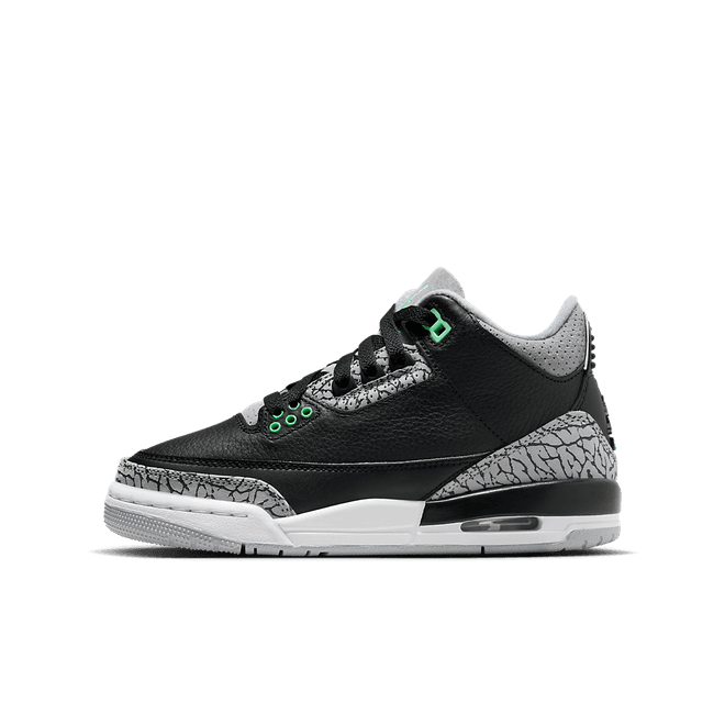 Air Jordan 3 Retro GS 'Green Glow'