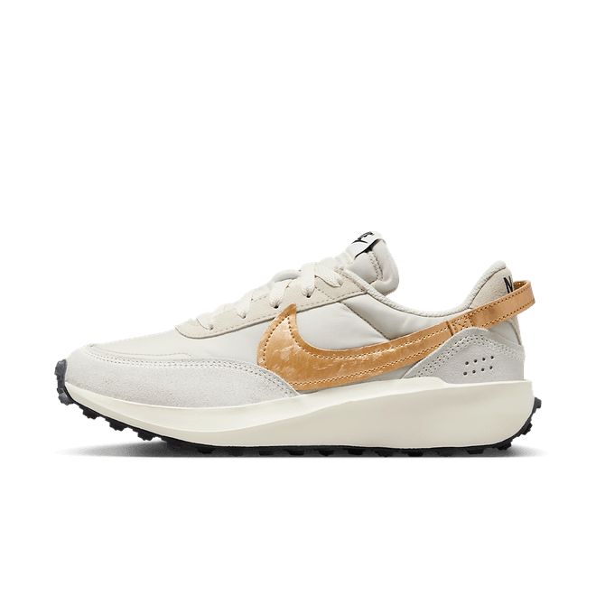 Nike Wmns Waffle Debut 'Light Orewood Brown Metallic Gold' 