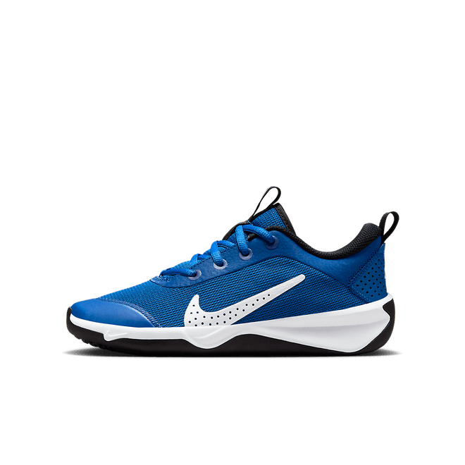 Nike Omni Multi-Court Older Kids' Indoor Court