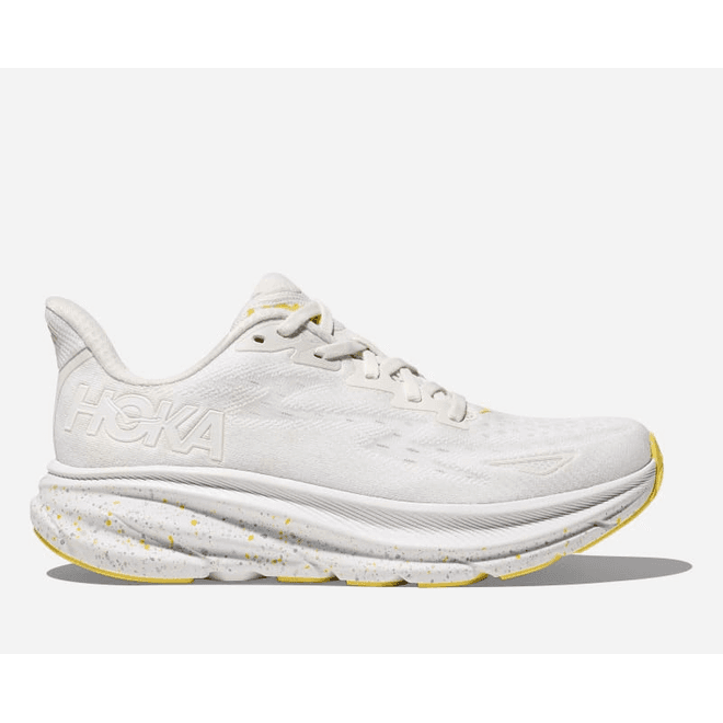 HOKA  Clifton 9 Road Running  White