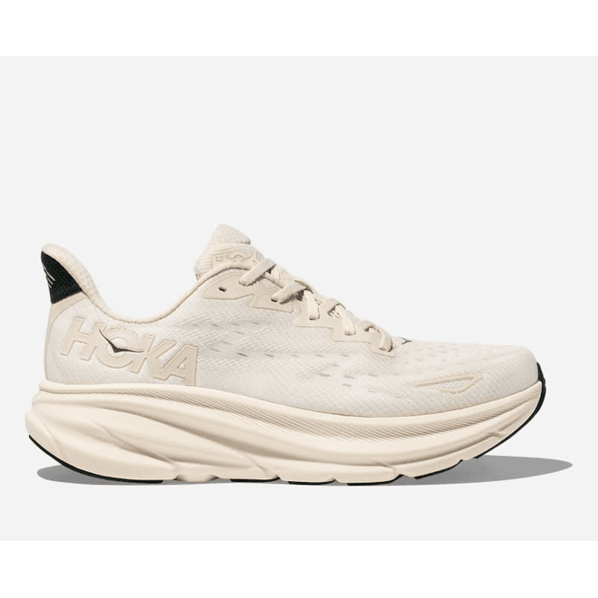 HOKA Clifton 9  Oat Milk