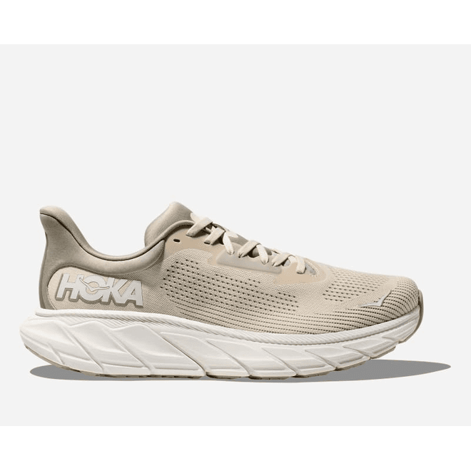 HOKA  Arahi 7 Road Running  Oat Milk