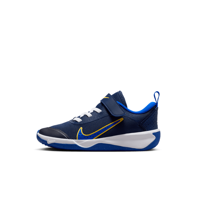 Nike Omni Multi-Court Younger Kids'