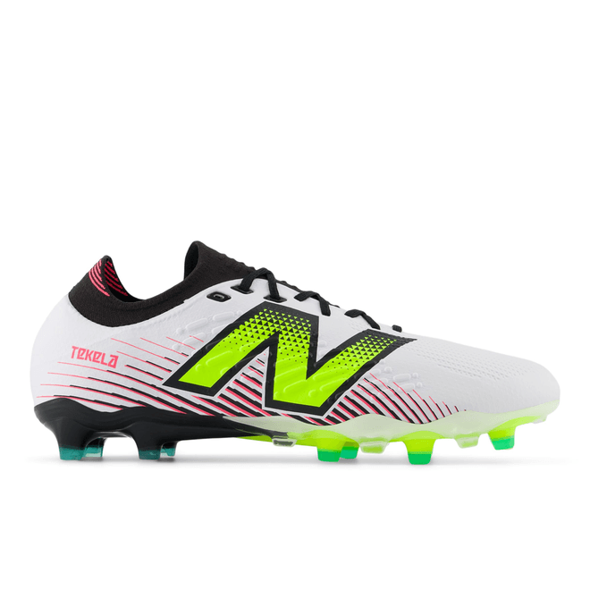 New Balance TEKELA PRO LOW LACED FG V4+ Synthetic White