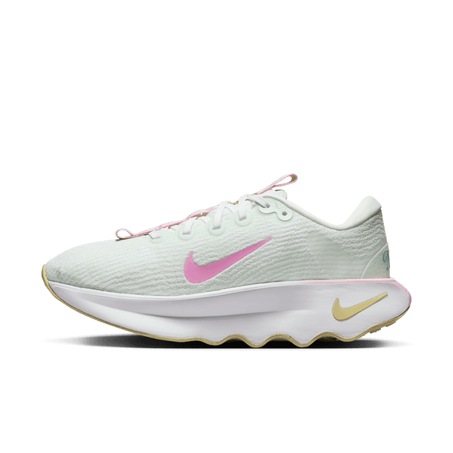 Nike Wmns Motiva 'Green Frost' 