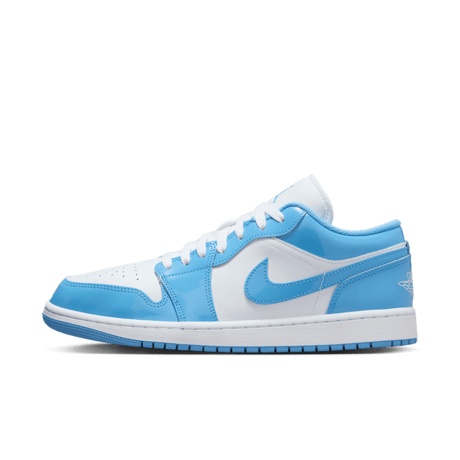 Air Jordan 1 Low SE 'White & Legend Blue'