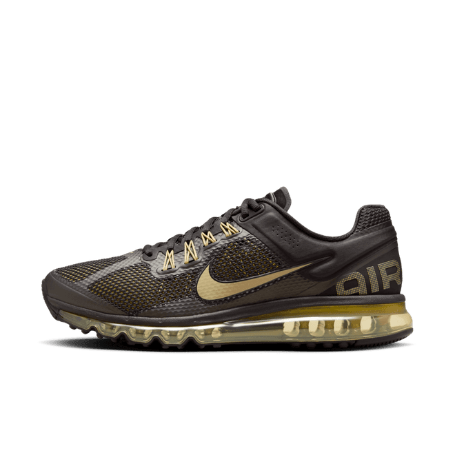 Nike AIR MAX 2013