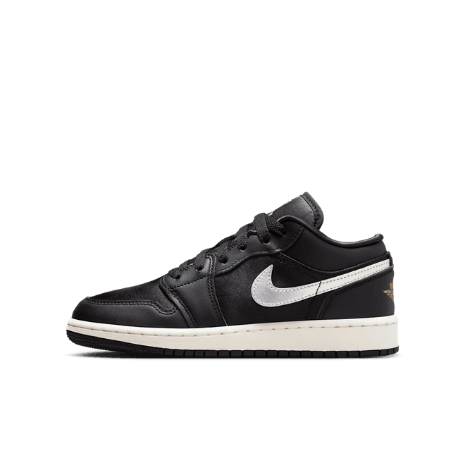 Air Jordan 1 Low SE Black Silver Sail Gold (GS)