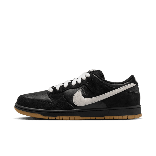 Nike SB Dunk Low Pro 'Black & White'