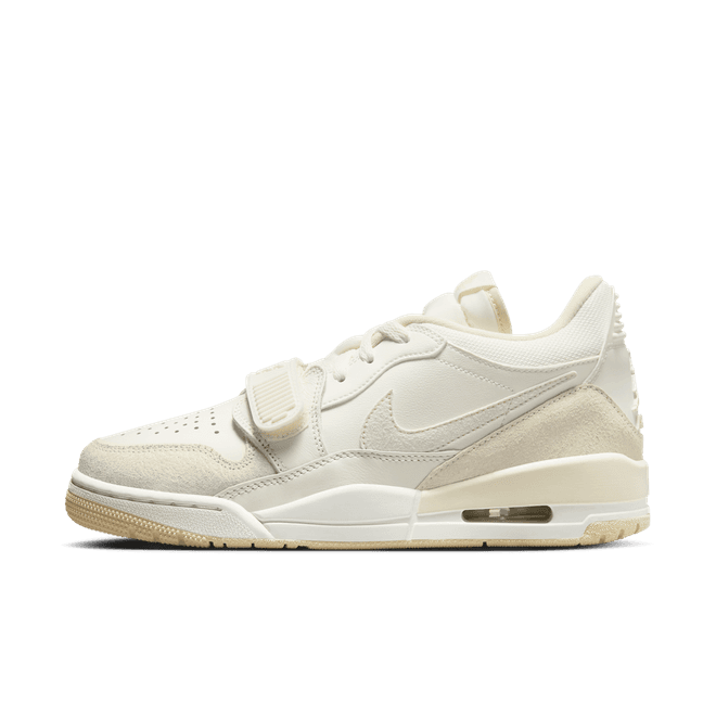 Air Jordan Women's Legacy 312 Low