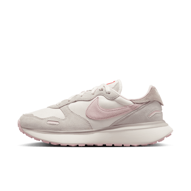 Nike Phoenix Waffle Valentine’s Day (Women's)