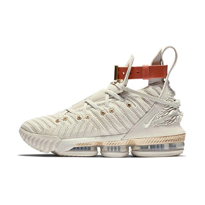 Nike WMNS LEBRON XVI LMTD