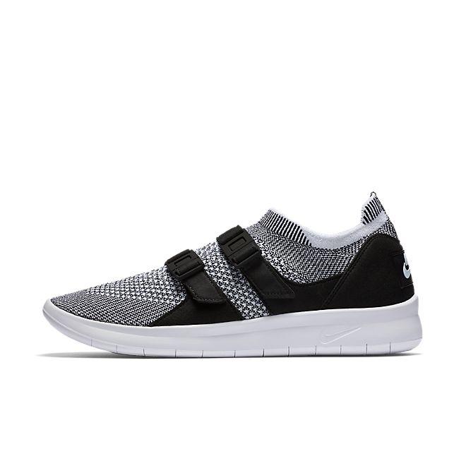 Nike Wmns Air Sockracer Flyknit (Black / White - White)