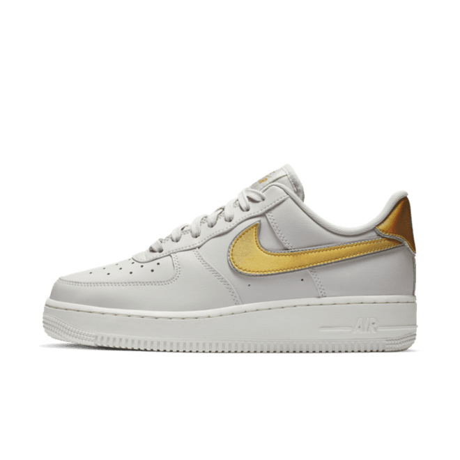 Nike WMNS Air Force 1 '07 Metallic 'White'