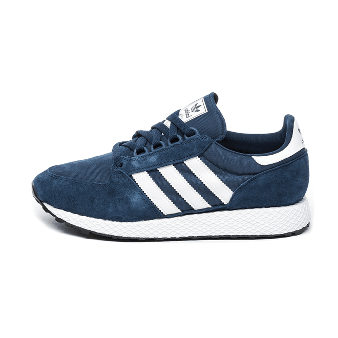 adidas Forest Grove (Collegiate Navy / Cloud White / Core Black)