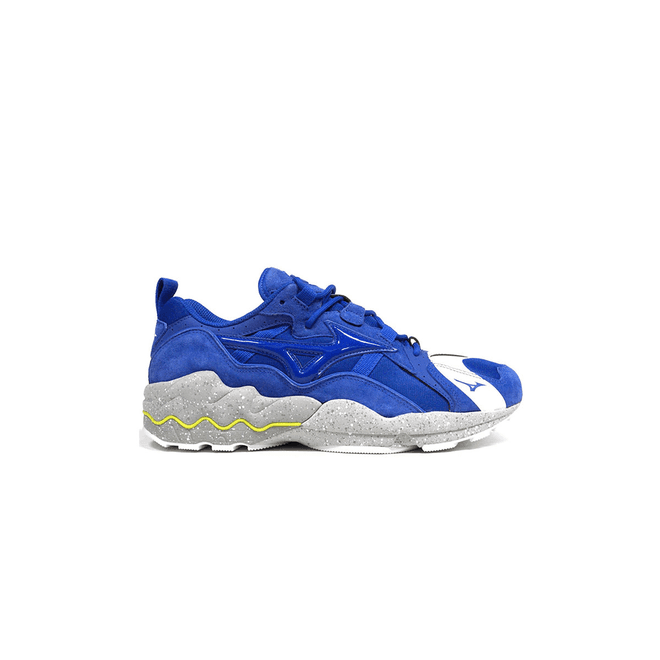 Mizuno x Mita Wave Rider 1