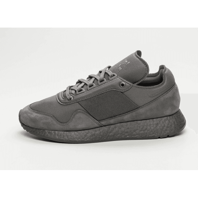 adidas x Daniel Arsham New York Present (Urban Trail / Trace Grey Meta