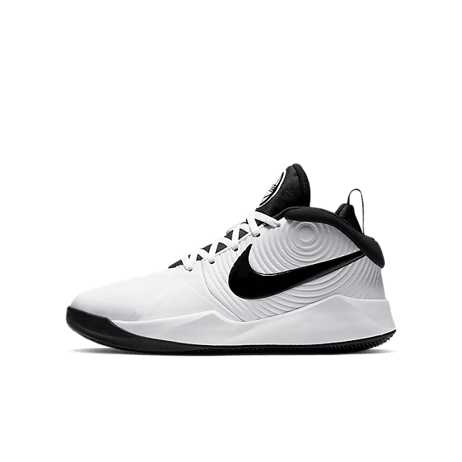 Nike Team Hustle D 9 