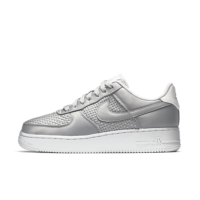 Nike Air Force 1 07 SE