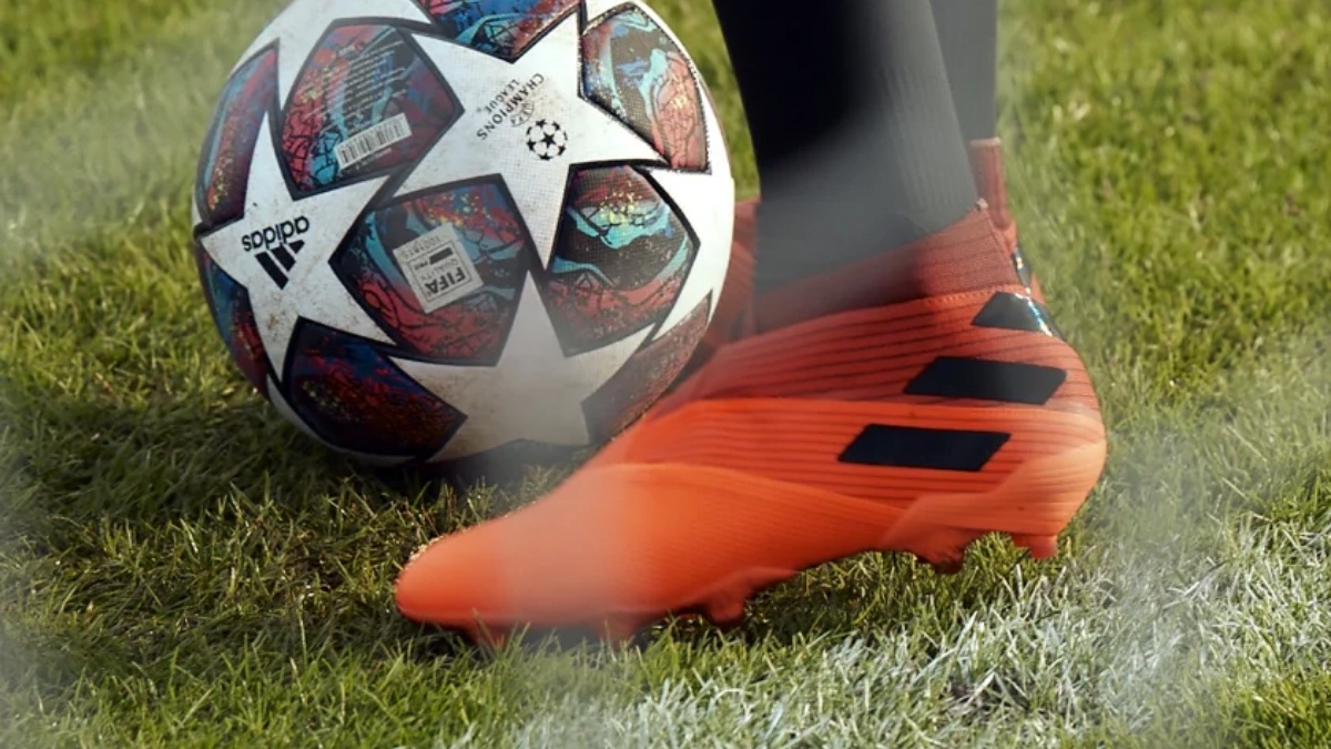 Eine Top 10 an Fußballschuhe bei adidas ⚽