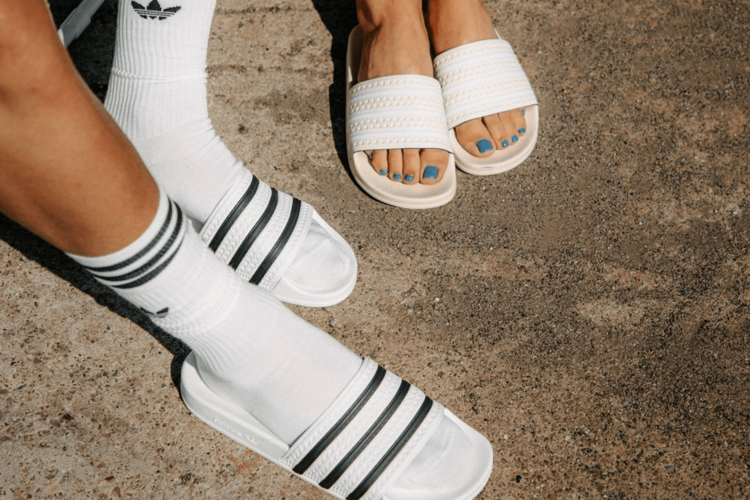 Adiletten für die warmen Tage bei Snipes