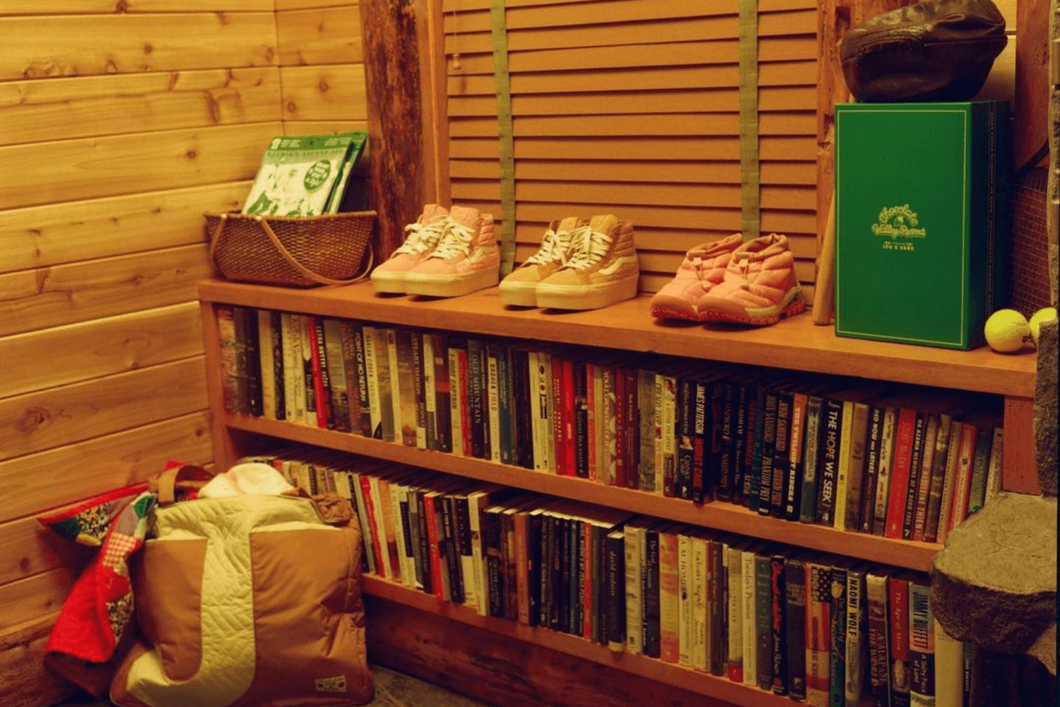 Vans Vault x Joe Freshgoods droppen 'Chocolate Valley Resort' Kollektion