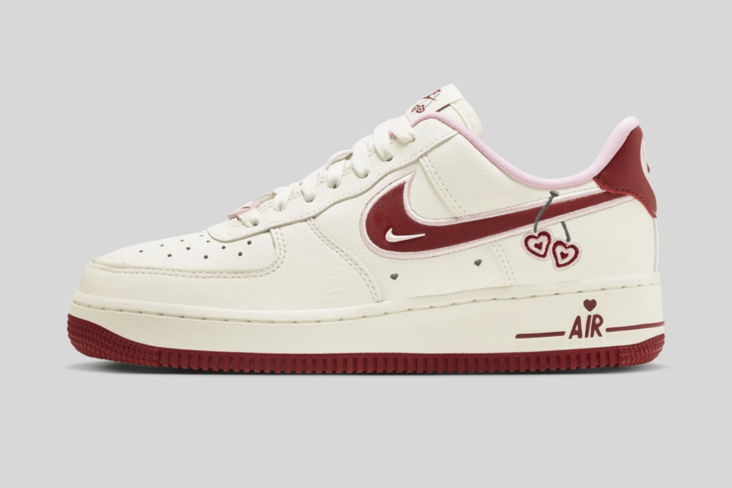 Der Nike Air Force 1 Low kommt mit herzförmigen Kirschen zum Valentinstag 2023