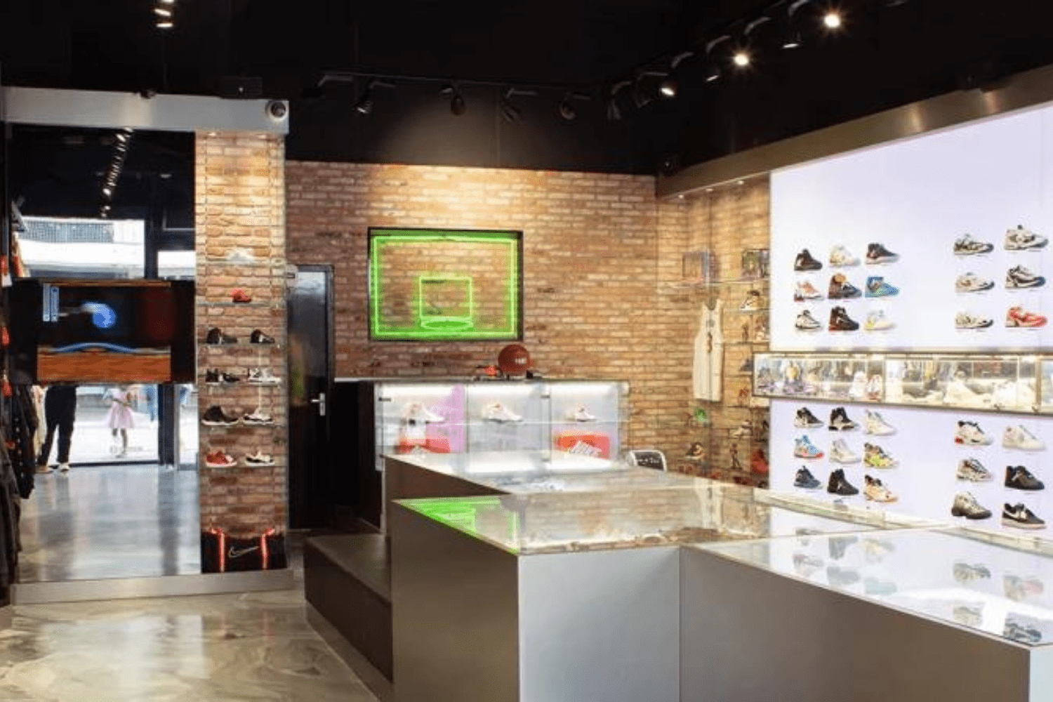 Sneaker Shopping Guide: The 13 Best Sneaker Shops in Rotterdam