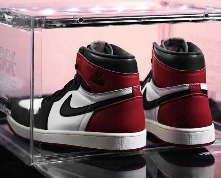 Air Jordan 1 High OG 'Black Toe Reimagined'