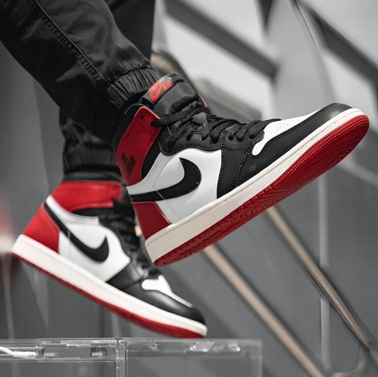 Air Jordan 1 High OG 'Black Toe Reimagined'